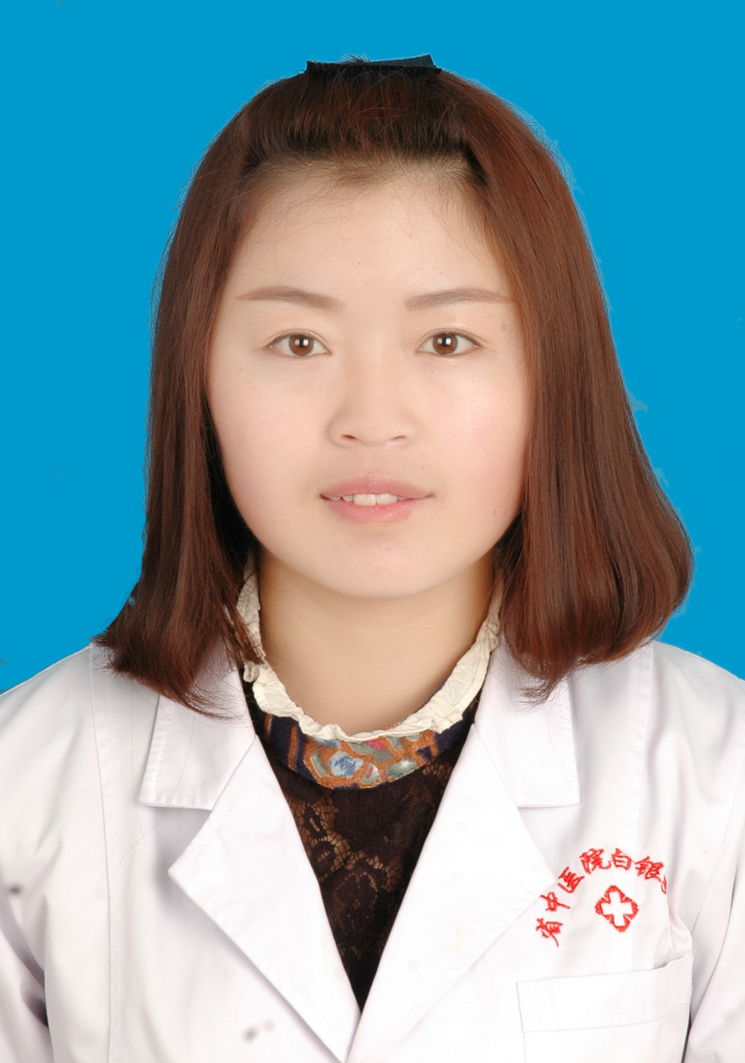 石小英